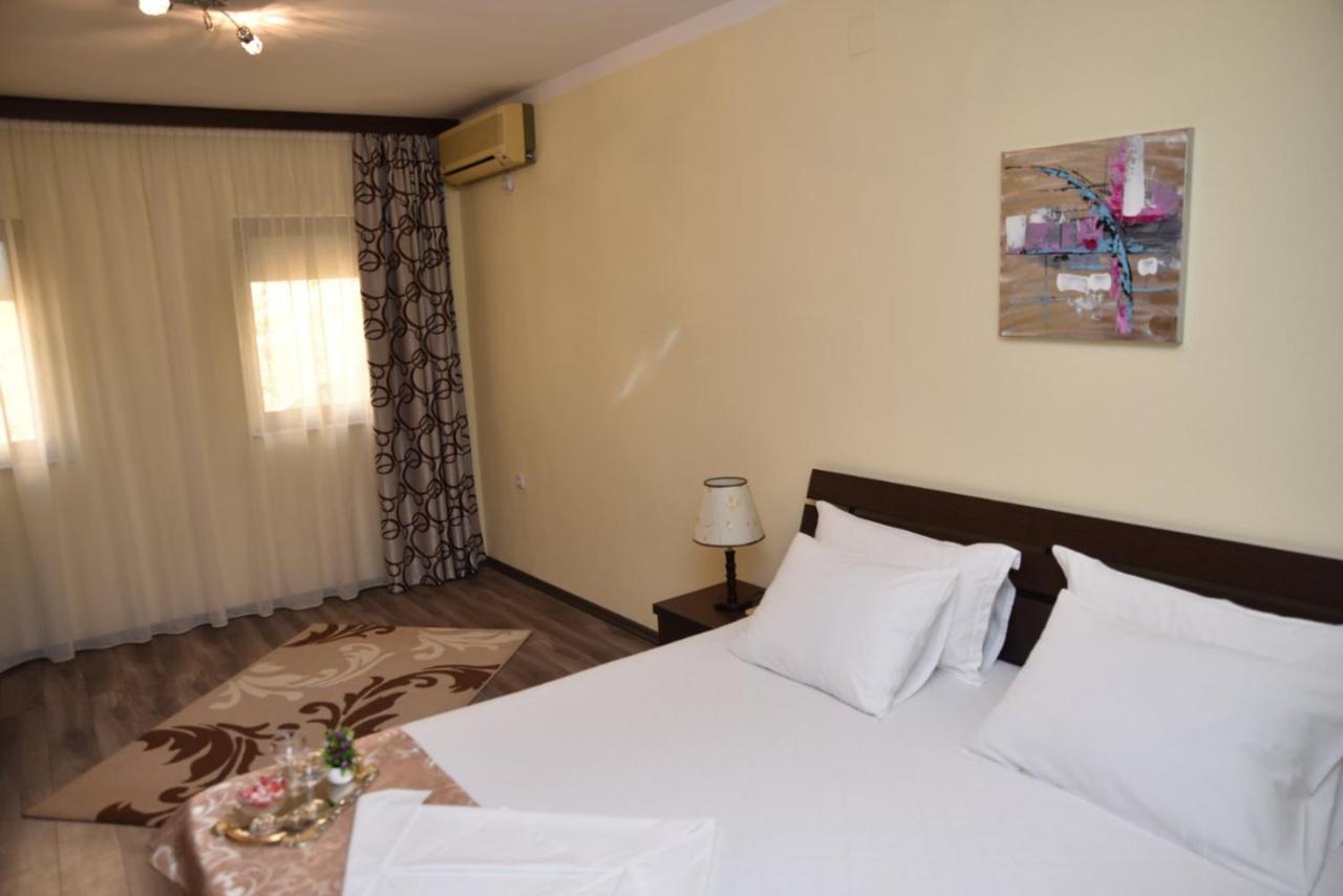 Guest House Evropa 2 乌尔齐尼 外观 照片
