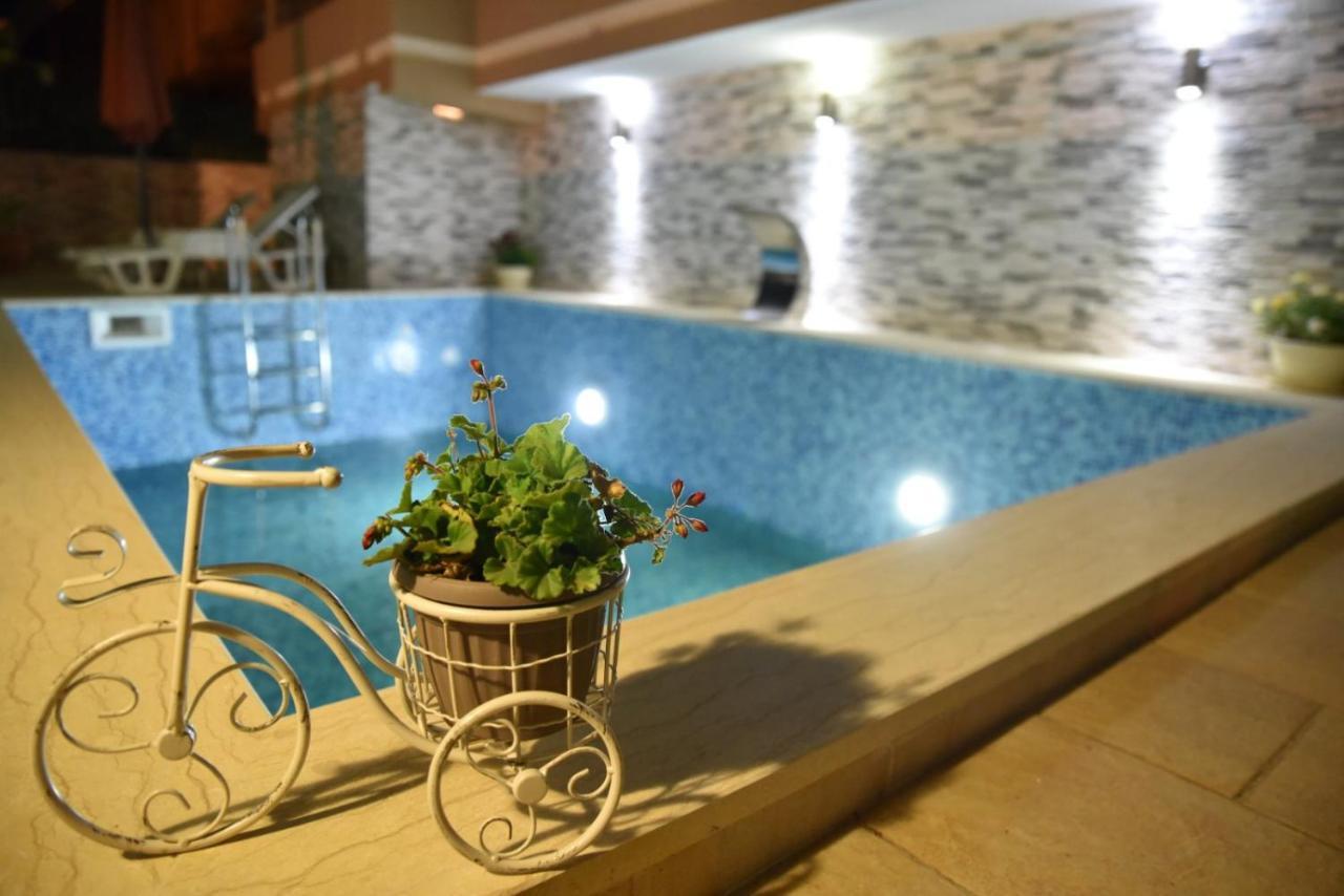 Guest House Evropa 2 乌尔齐尼 外观 照片