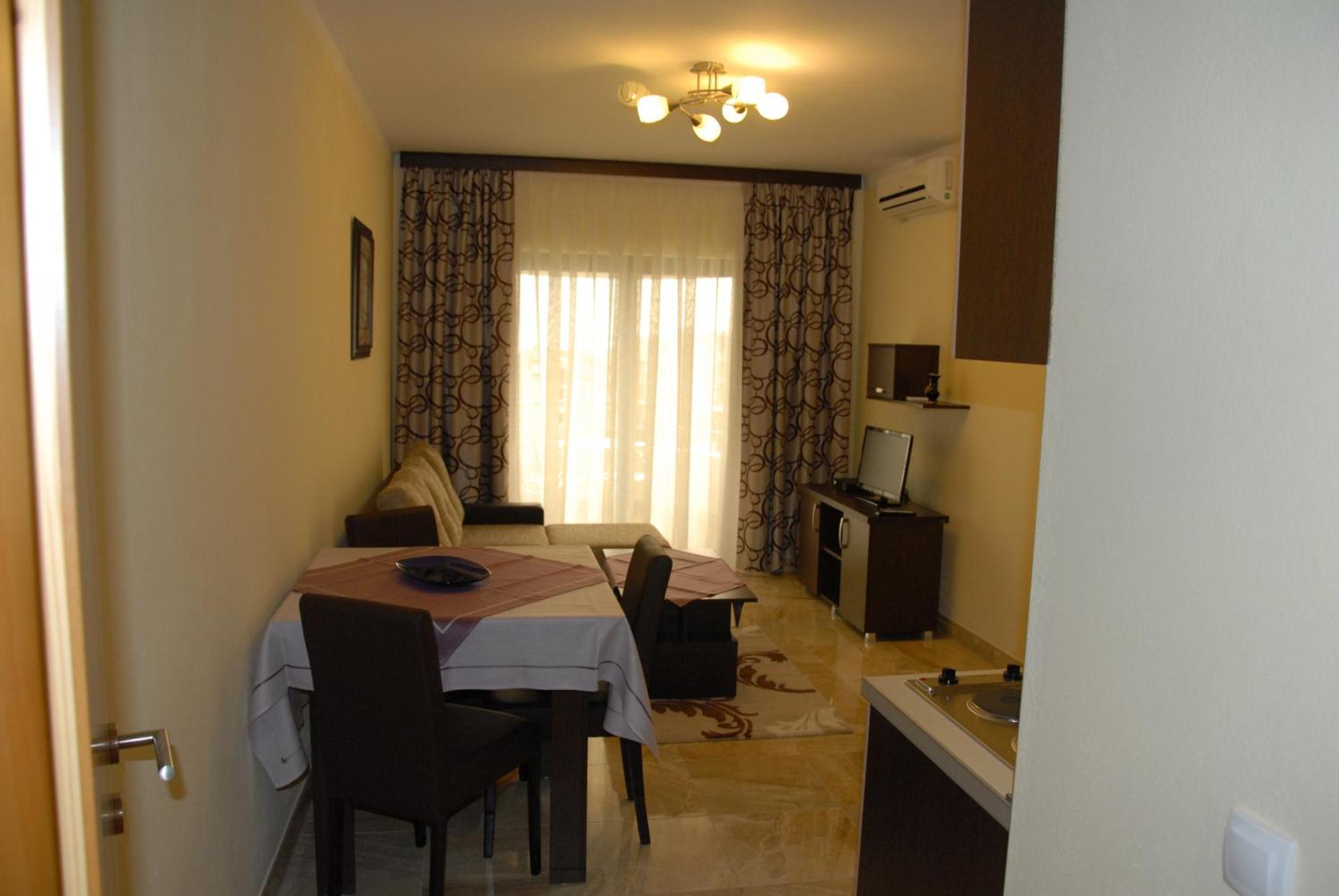 Guest House Evropa 2 乌尔齐尼 外观 照片