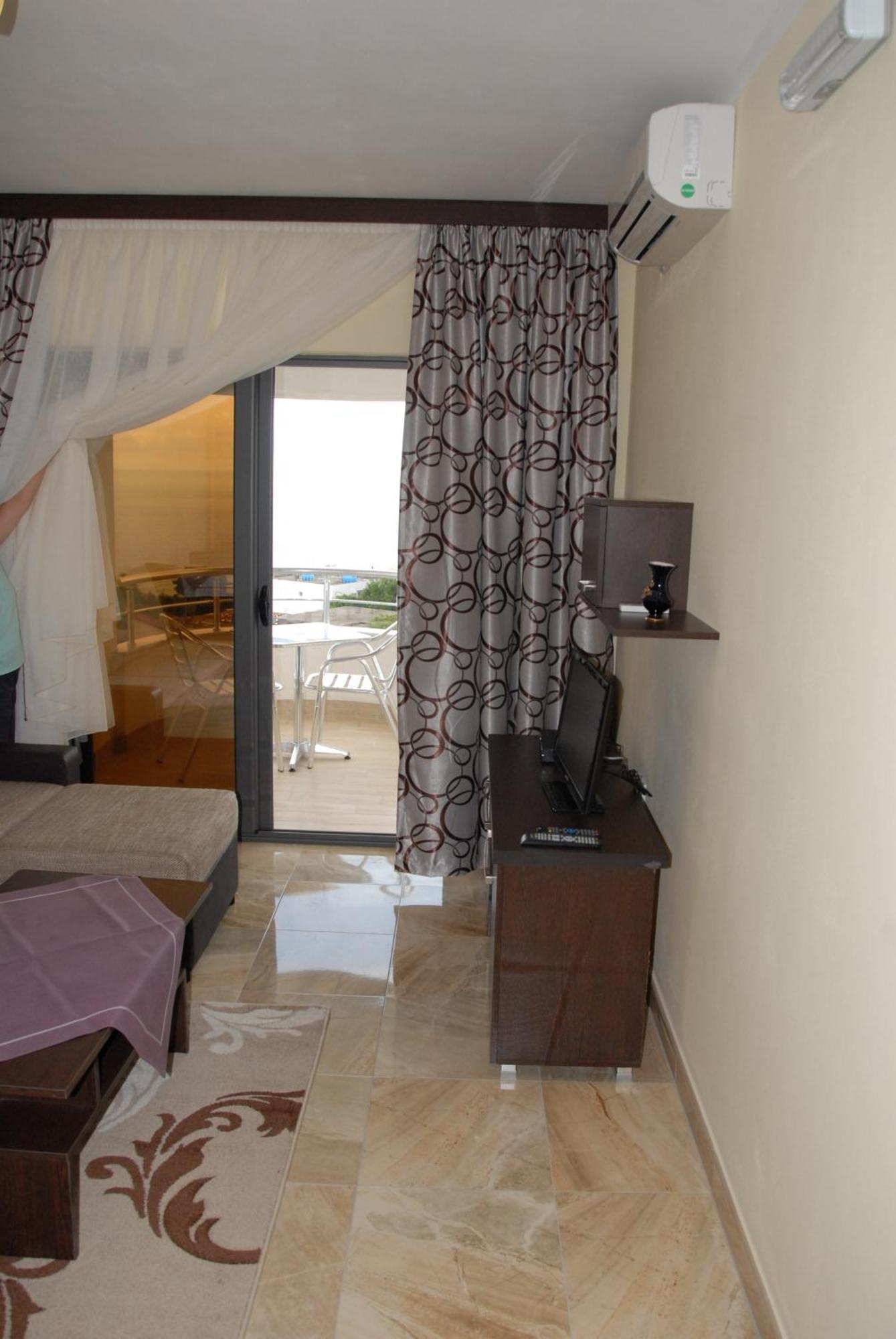Guest House Evropa 2 乌尔齐尼 外观 照片