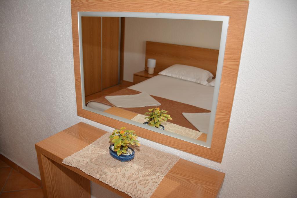 Guest House Evropa 2 乌尔齐尼 外观 照片